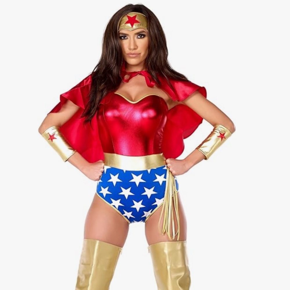 Wonder woman Halloween costume